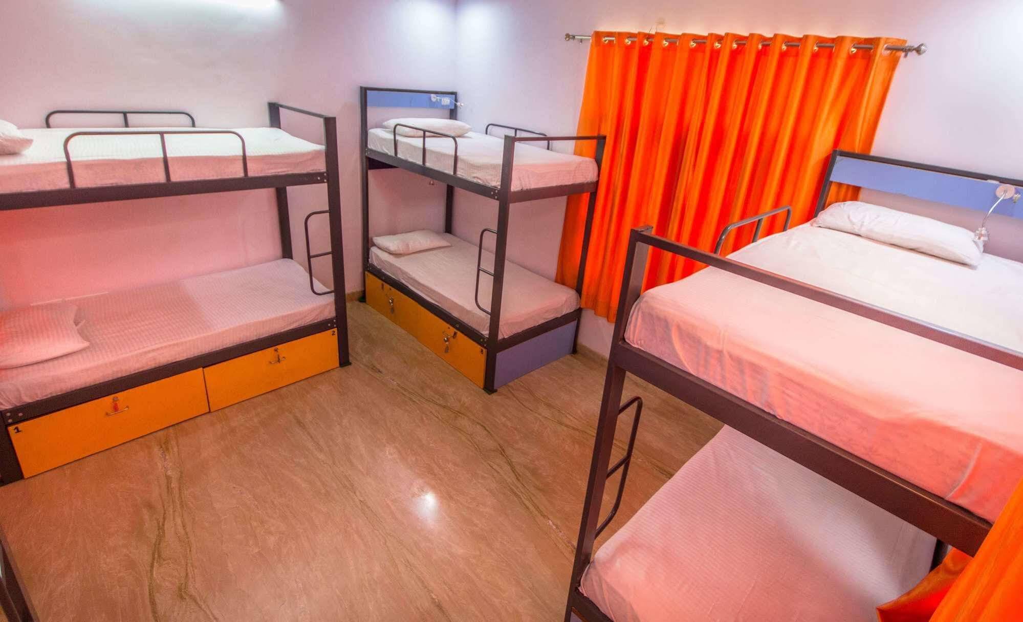 แบคแพคเกอร์ แพนด้า เลค ฟาเตห์ สาคร อุทัยปุระ Hostel อุเดเปอร์ ภายนอก รูปภาพ